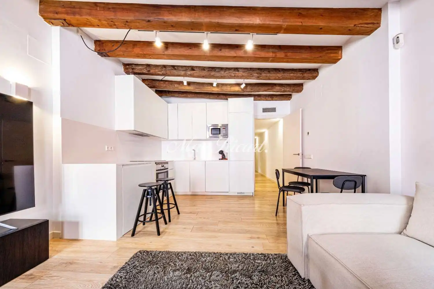 Ático con terraza en venta en Ciutat Vella, imagen 2
