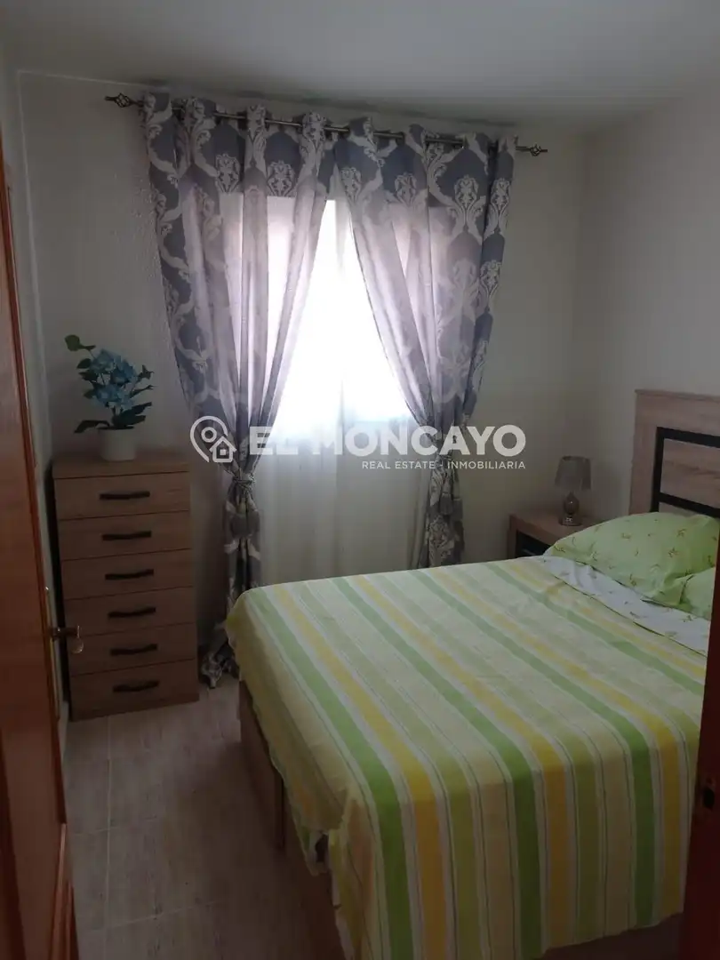 Casa o xalet en venda a Calle Calle los Mandarinos, San Miguel de Salinas