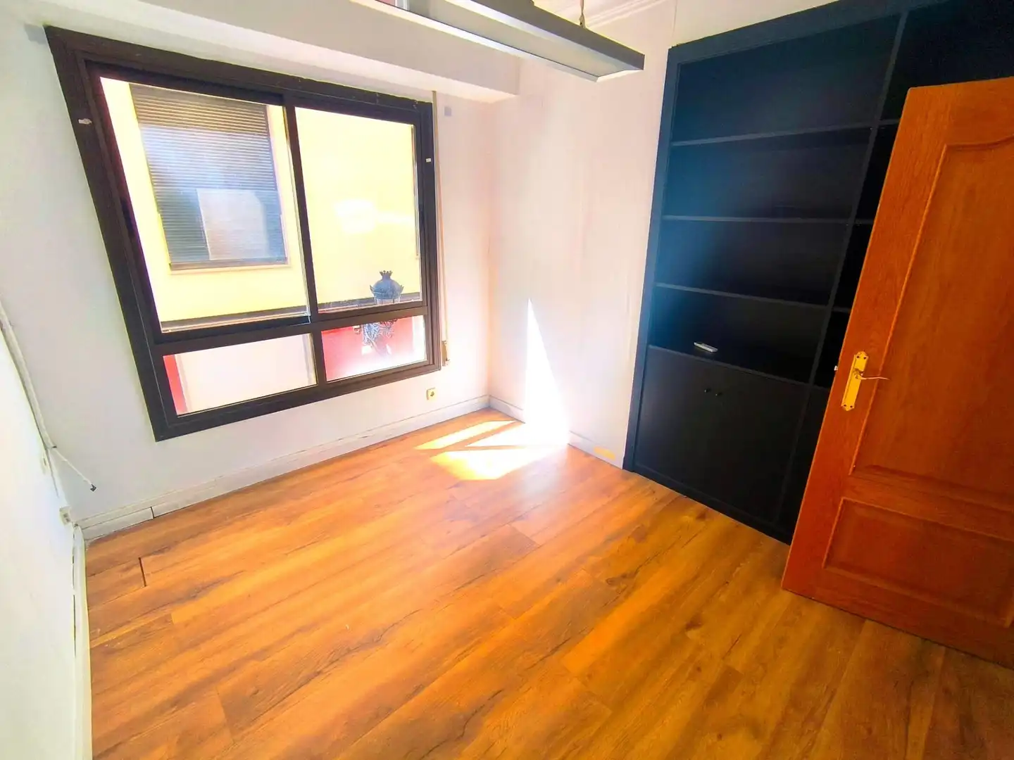 Habitación de Apartamento en venta en Castellón de la Plana / Castelló de la Plana con Aire acondicionado y Parquet