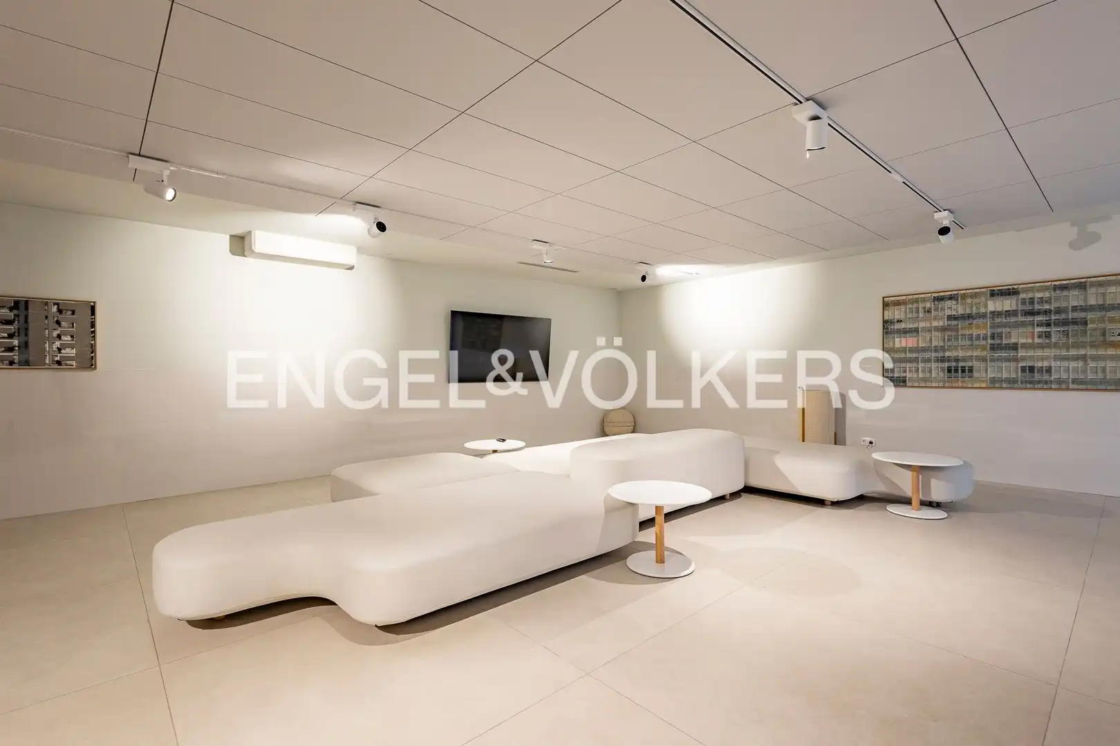 Flat for sale in Barcelona  with Air Conditioner, Heating and Terrace