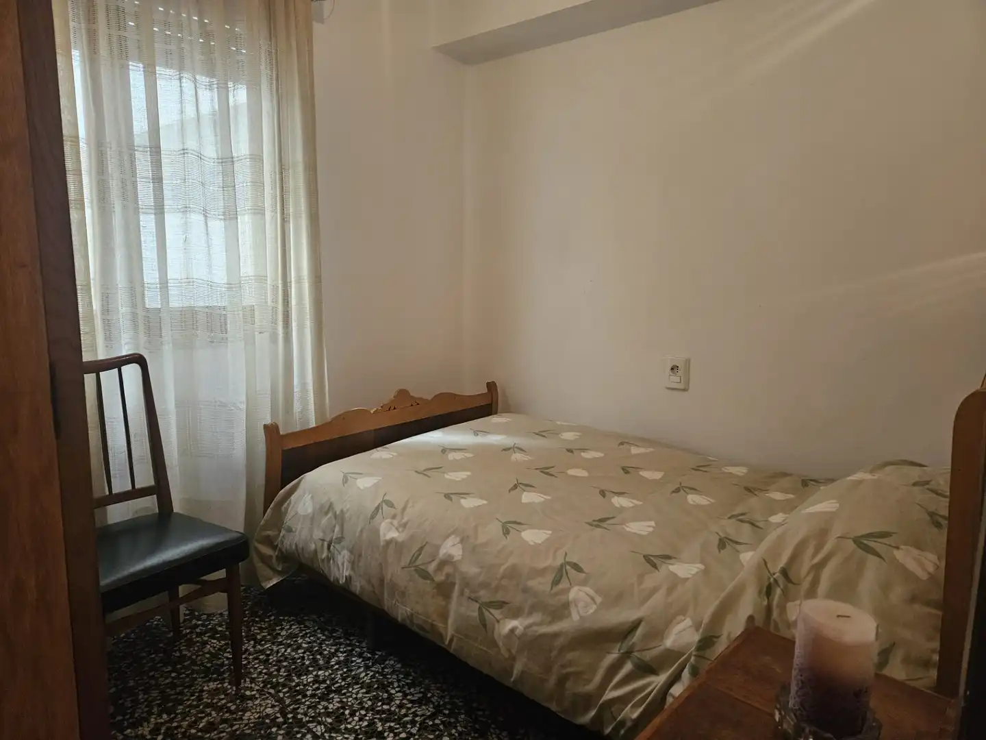 Habitación de Piso en venta en Castellón de la Plana / Castelló de la Plana con Trastero, Amueblado y Horno