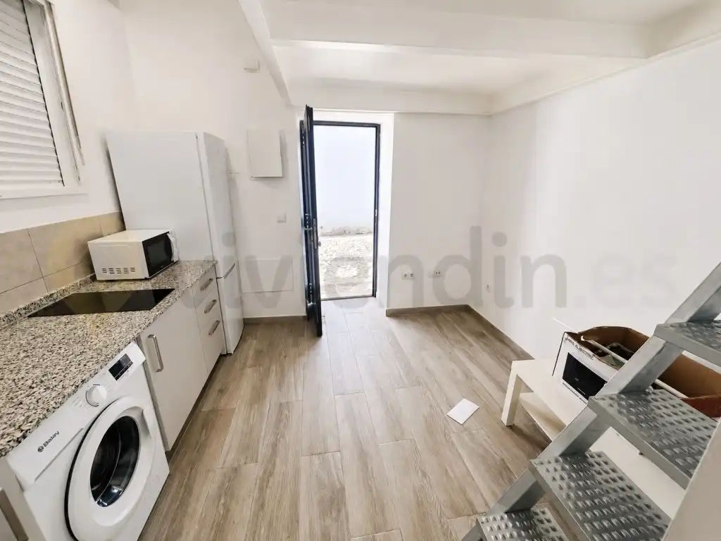 Kitchen of Study for sale in Jerez de la Frontera