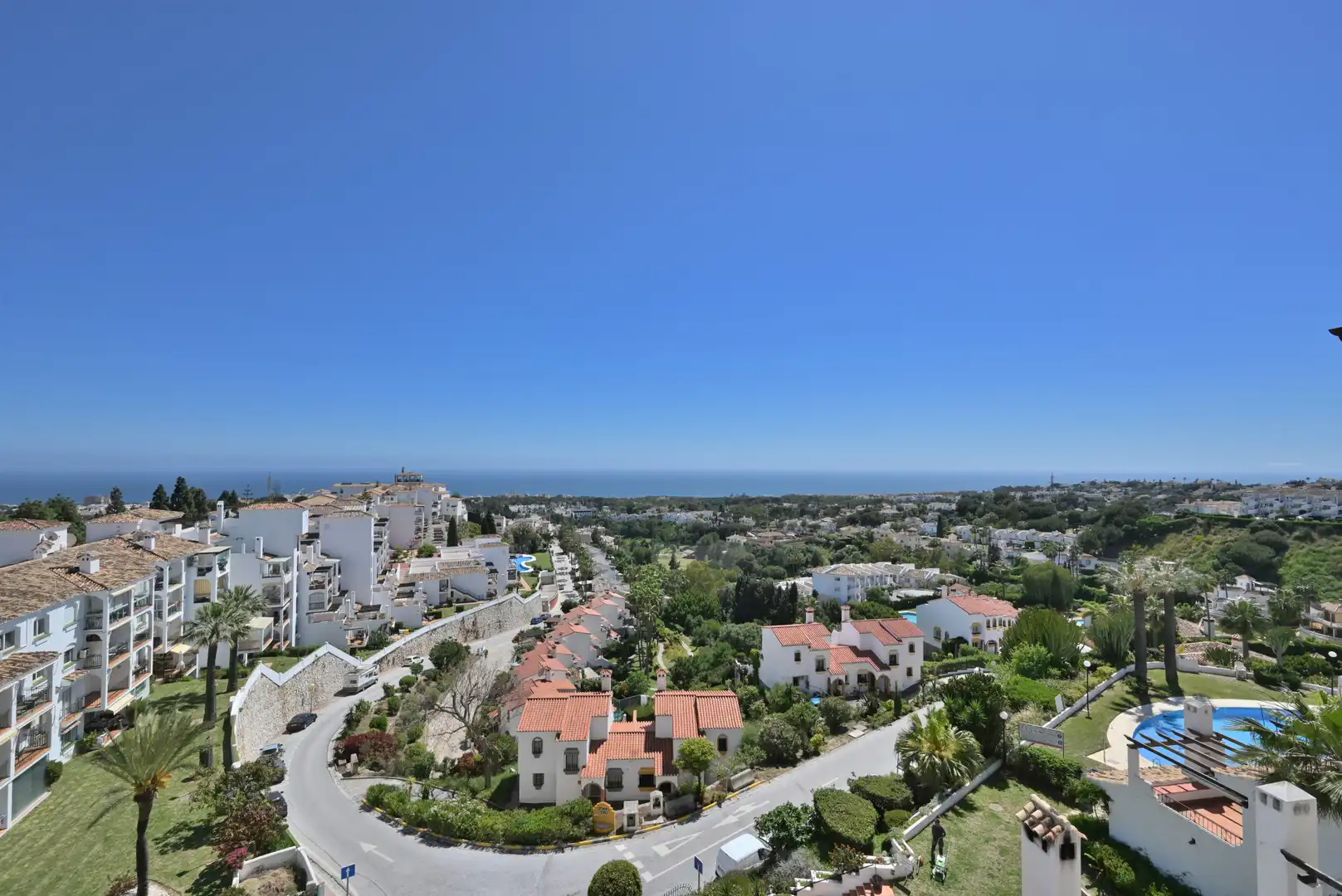 Apartament amb piscina en venda a Calahonda, imagen 6