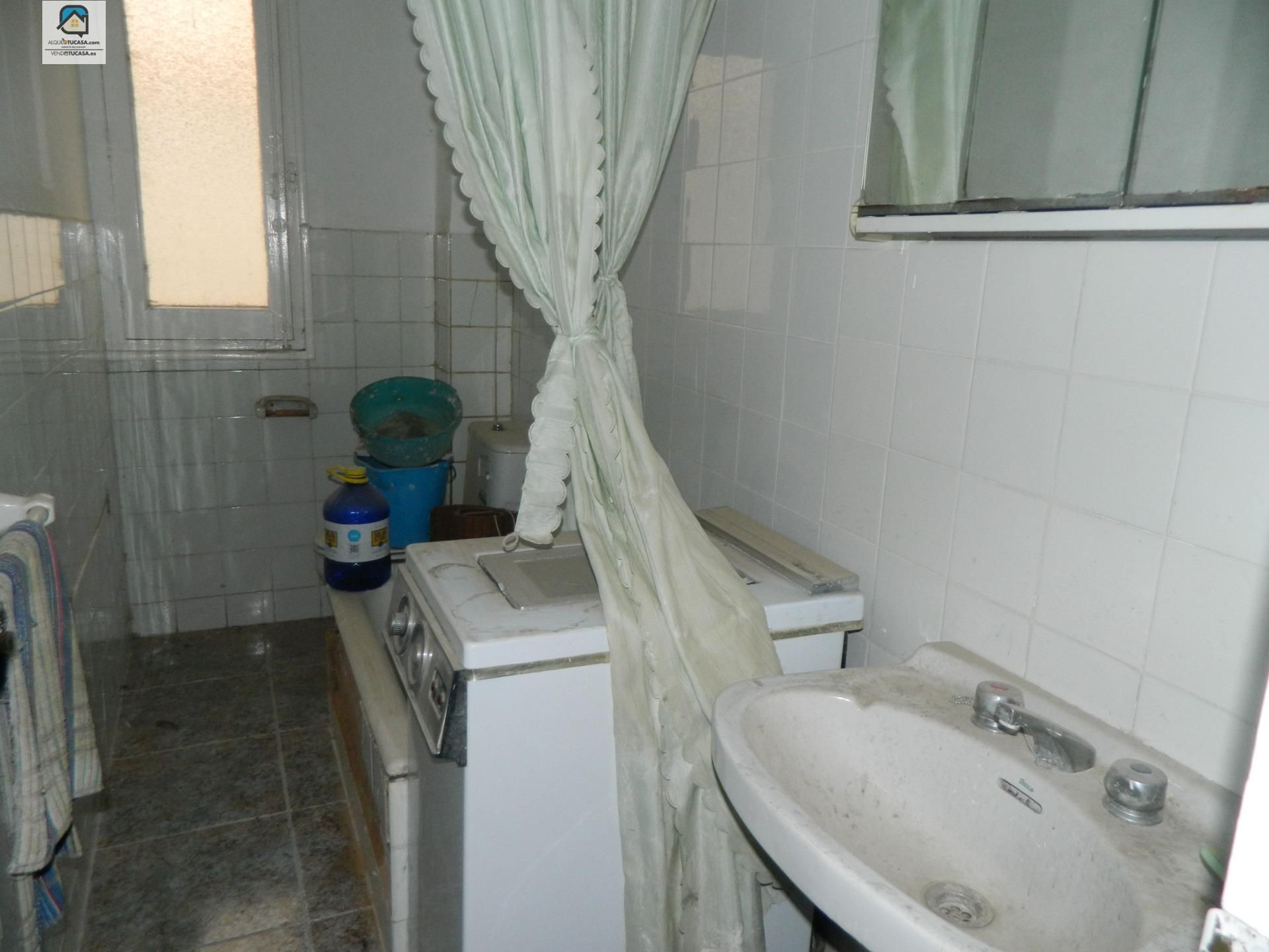Bathroom of Planta baja for sale in Palencia Capital
