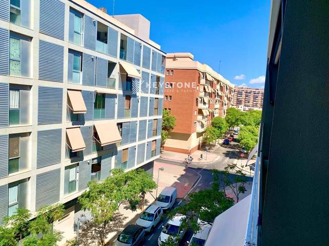 Piso en Alquiler en CALLE BAILARÍN JOSÉ ESPADERO, 11 en Garbinet - Parque de las Avenidas