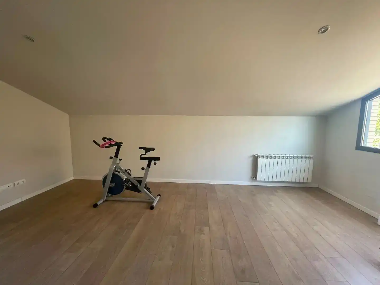 Piso en venta en Pinto con Aire acondicionado, Jardín privado y Piscina