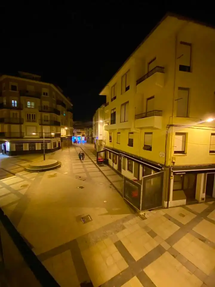 Vista exterior de Pis en venda en Torrelavega  amb Calefacció, Parquet i Moblat