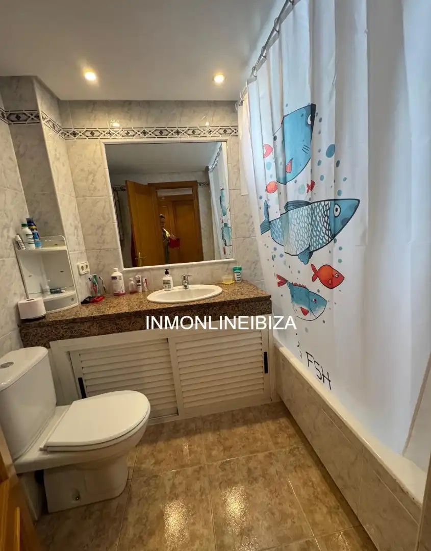 Baño de Piso en venta en Eivissa con Aire acondicionado, Terraza y Trastero