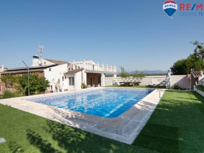 Swimming pool of House or chalet for sale in Escalona  with Air Conditioner, Terrace and Swimming Pool