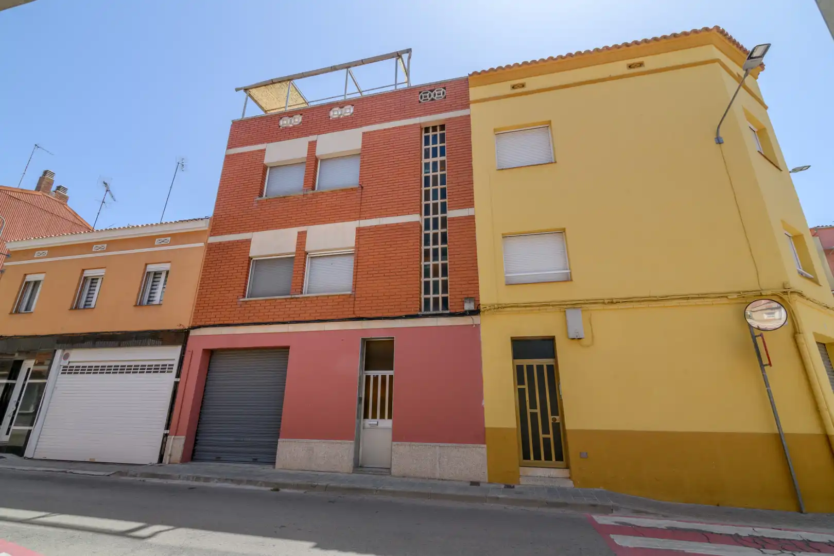 Vista exterior de Casa o chalet en venta en Manresa con Calefacción y Terraza