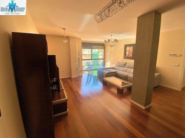 Piso con ascensor en venta en Carretas - Pajarita