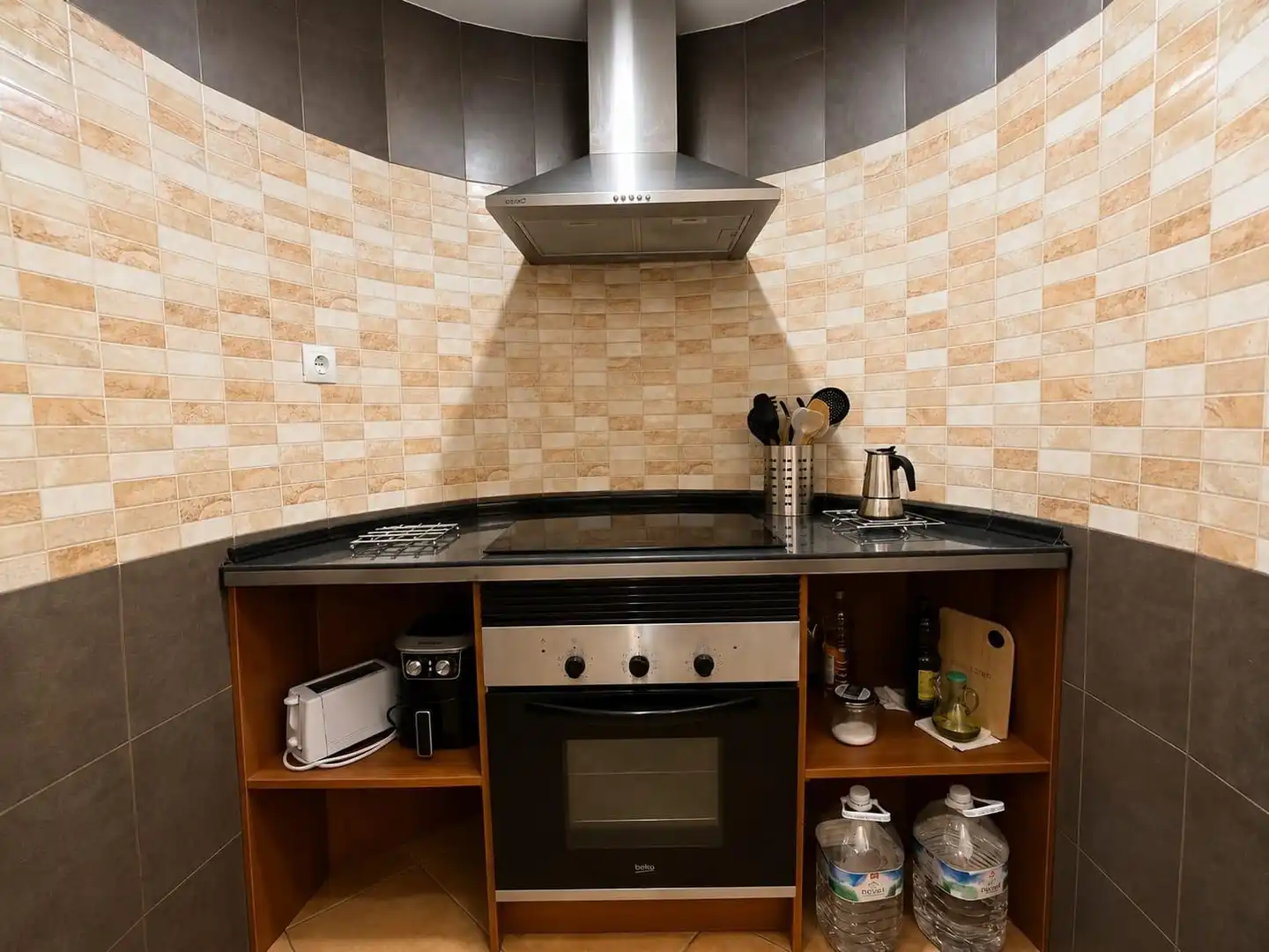 Kitchen of Flat for sale in Torremolinos  with Air Conditioner, Terrace and Community pool