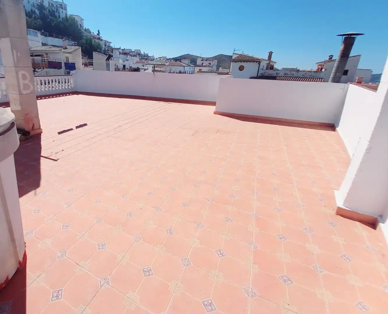 Terraza de Piso en venta en Canillas de Aceituno con Aire acondicionado, Jardín privado y Terraza