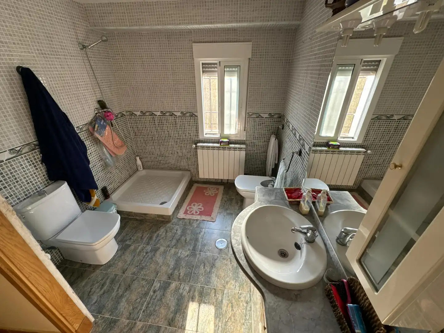 Bany de Casa o xalet en venda en Chinchón amb Calefacció, Jardí privat i Terrassa