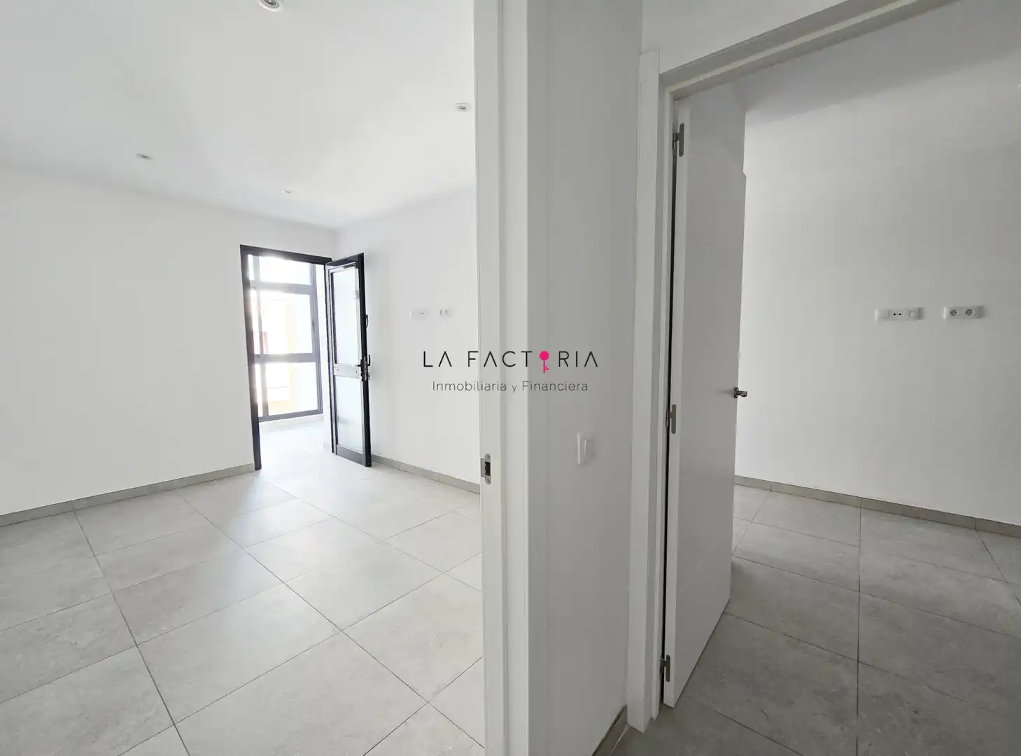Appartamento con piscina in vendita a Playa de San Juan, imagen 7