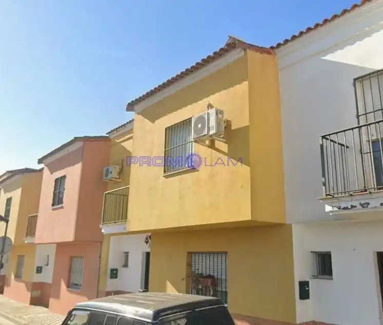 Exterior view of Houses for sale in Bollullos de la Mitación  with Private garden