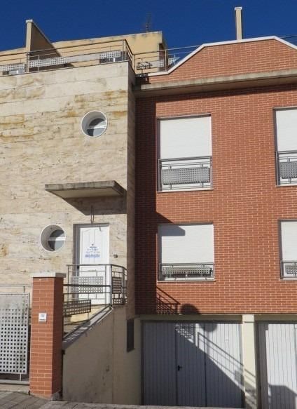 Single-family semi-detached for sale in Carrión de Calatrava