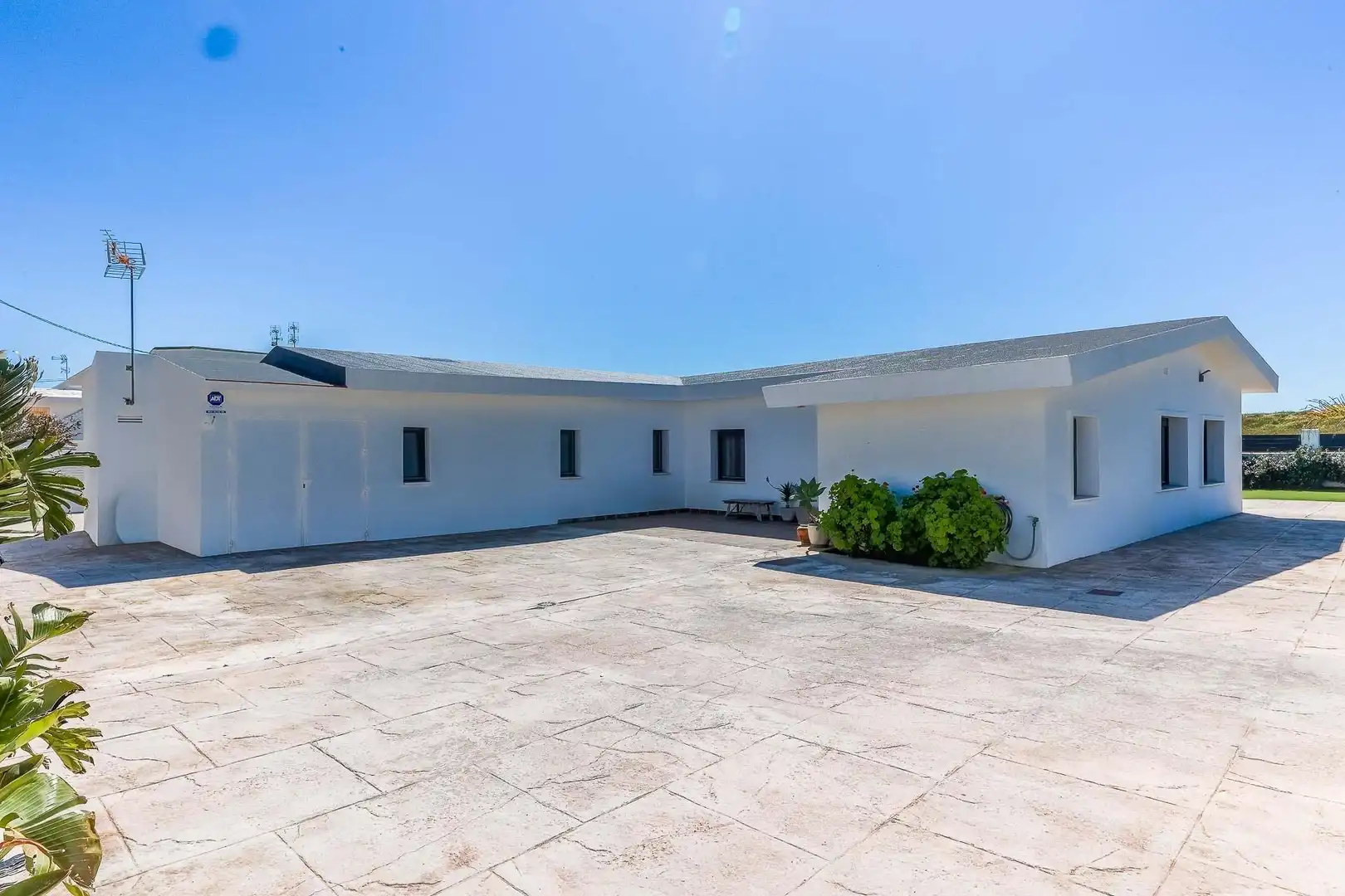 Vista exterior de Casa o chalet en venta en Punta Umbría con Aire acondicionado, Calefacción y Jardín privado