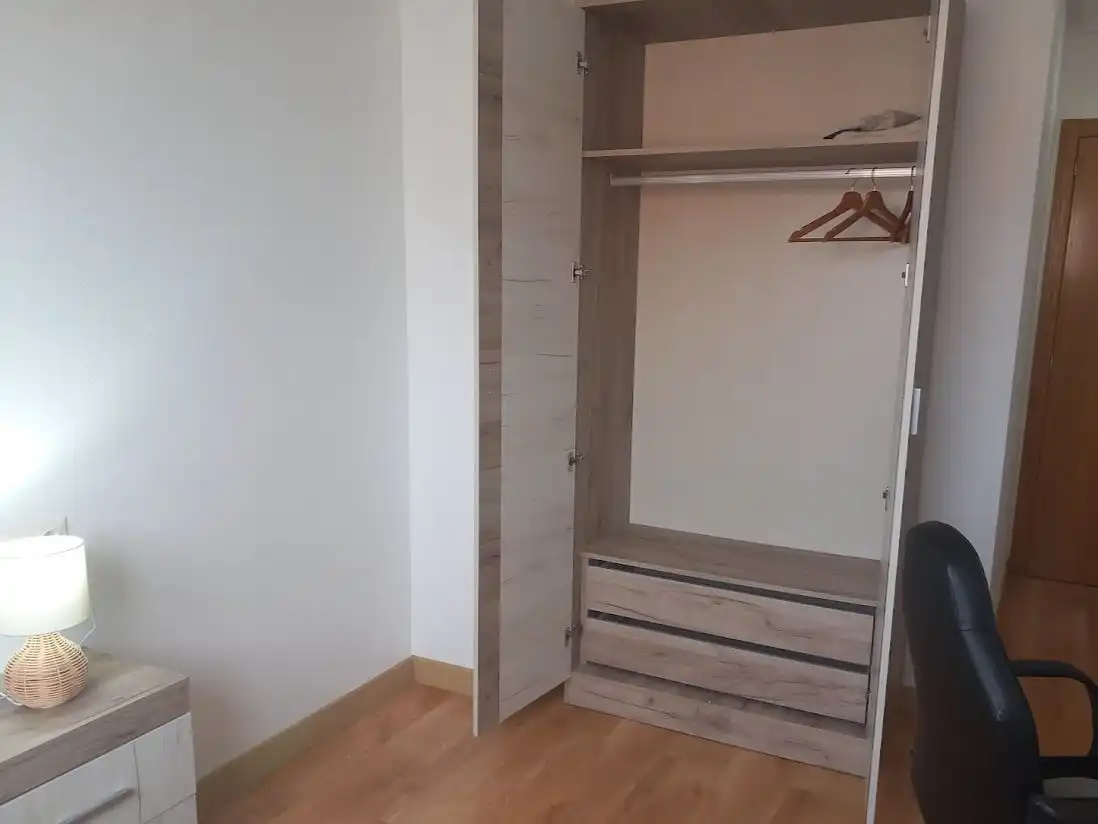 Bedroom of Flat for share in Monforte del Cid, Alicante