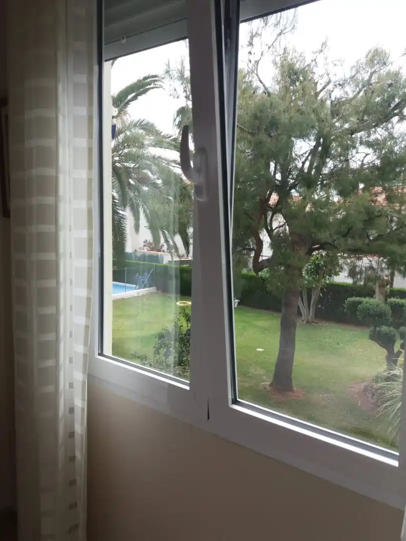 Jardí de Apartament de lloguer en Benicasim / Benicàssim amb Terrassa, Moblat i Es permeten mascotes