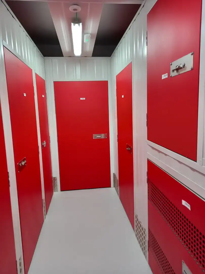 Storage room for rent in Calle de Cristóbal Bordiú, 3, Ríos Rosas - Nuevos Ministerios