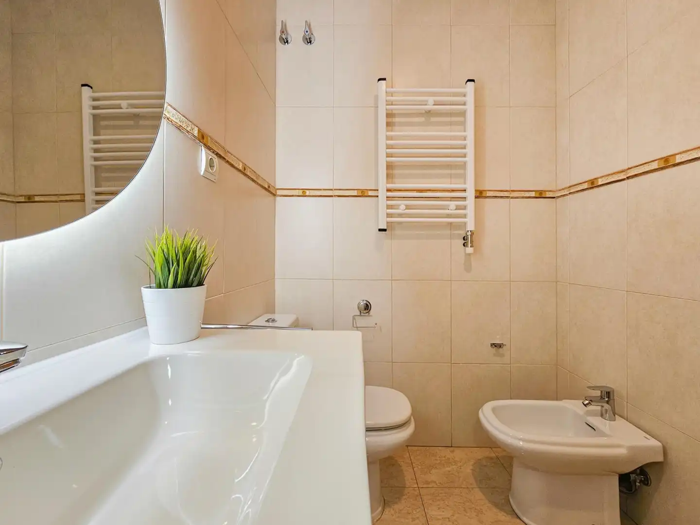 Bathroom of Ground floor for sale in Sabadell  with Heating and Storage room