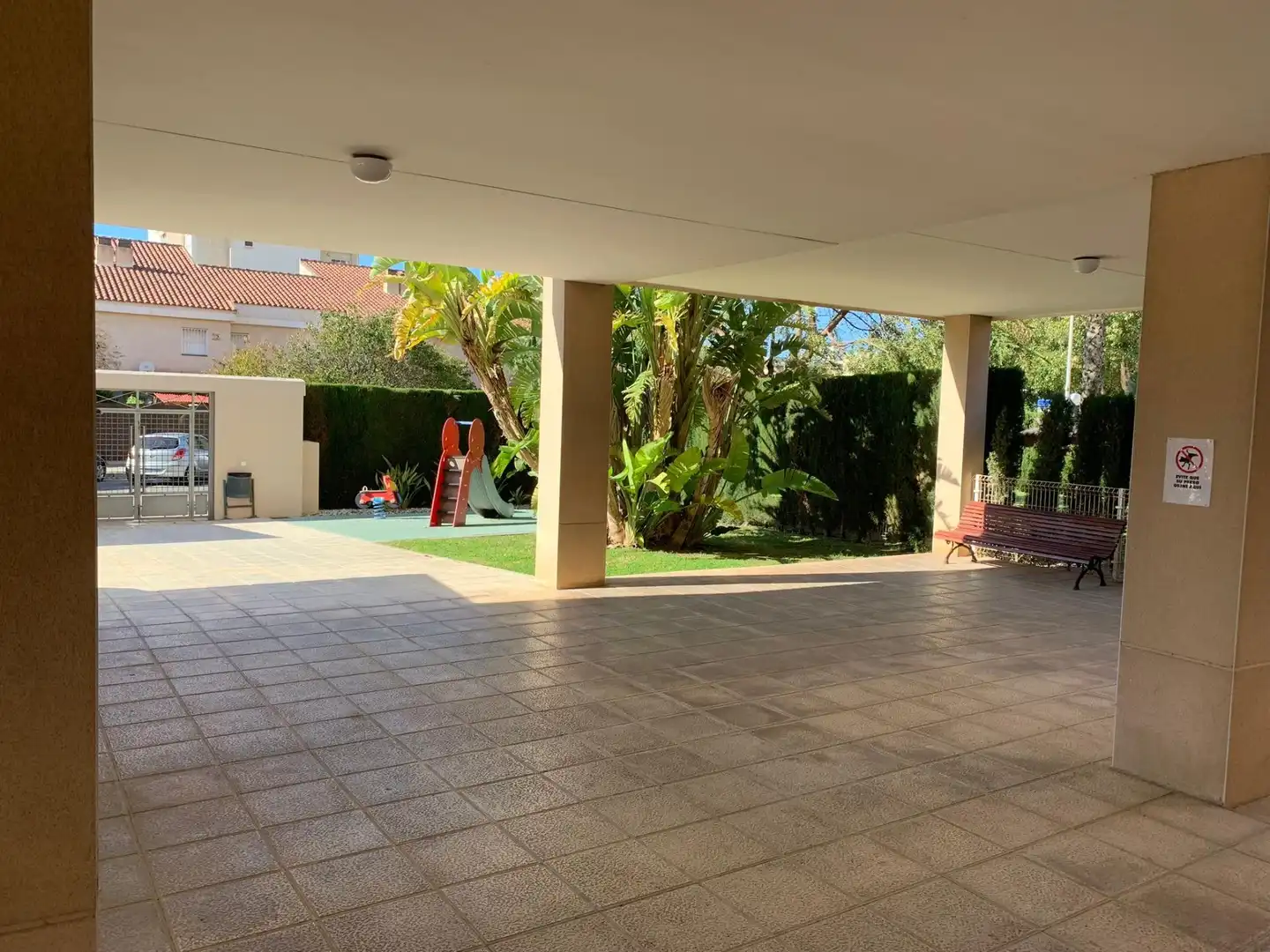 Terraza de Piso de alquiler en Alicante / Alacant con Aire acondicionado, Amueblado y Piscina comunitaria