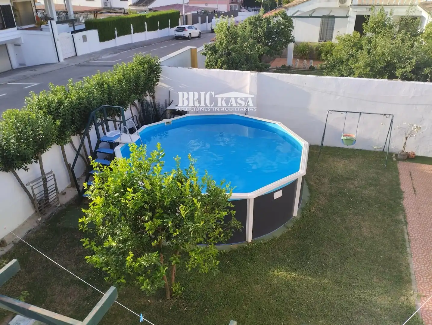 Piscina de Casa adosada en venda en Cáceres amb Aire condicionat, Calefacció i Terrassa