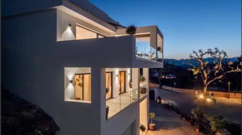 Foto 2 de Casa o xalet en venda a Calle Costa del Sol, 532, Costabella, Málaga