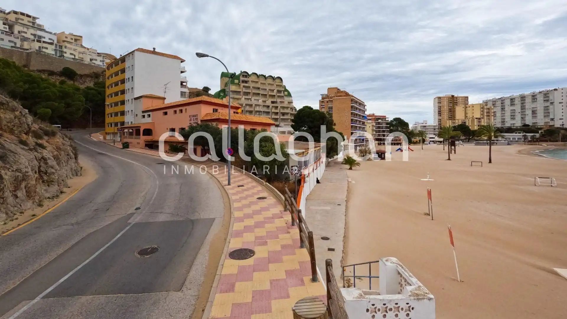 Außenansicht von Gebäude zum Verkauf in Cullera