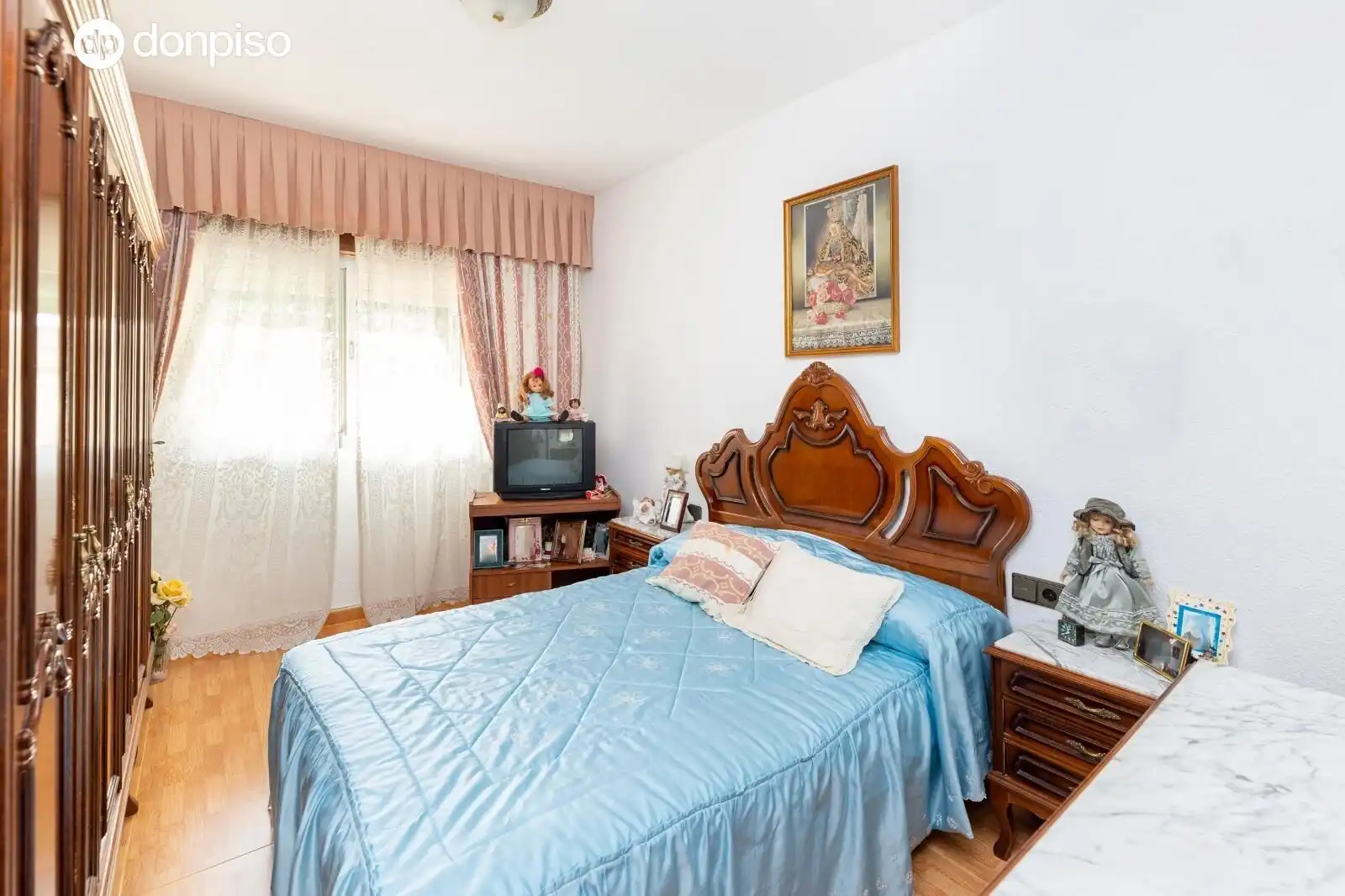 Habitación de Piso en venta en Granada con Amueblado y Balcón