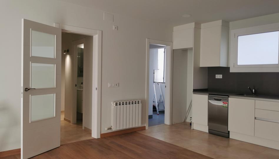 Foto 1 de Pis en venda a Plaça del Vuit de Març, Valldaura - Carretera de Cardona, Barcelona