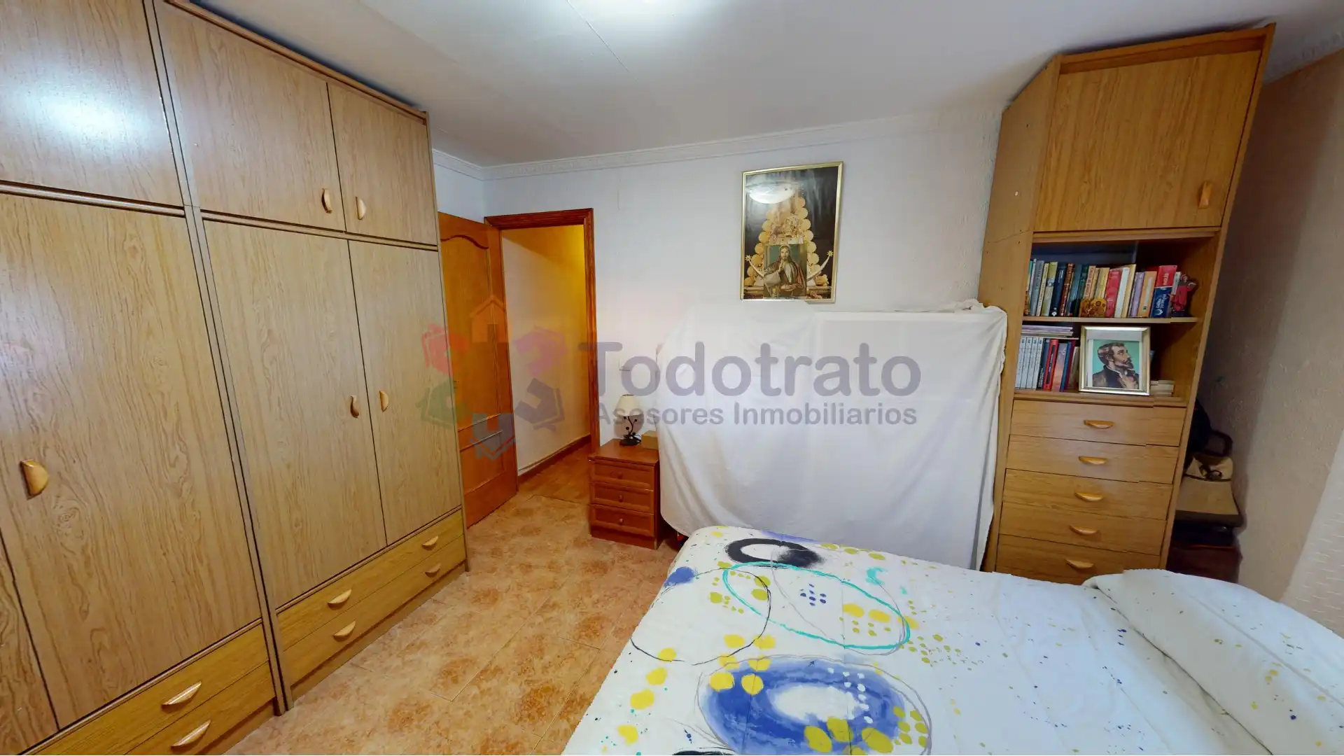 Dormitori de Casa o xalet en venda en Alcalá de Guadaira amb Aire condicionat, Jardí privat i Piscina