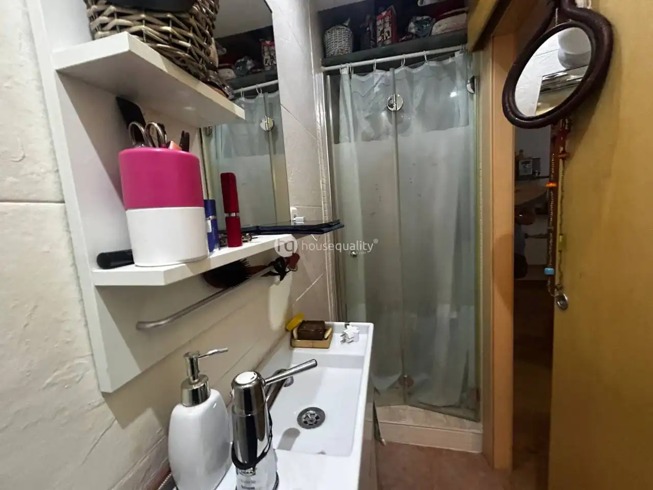 Badezimmer von Wohnung zum Verkauf in L'Hospitalet de Llobregat mit Klimaanlage, Heizung und Parkett