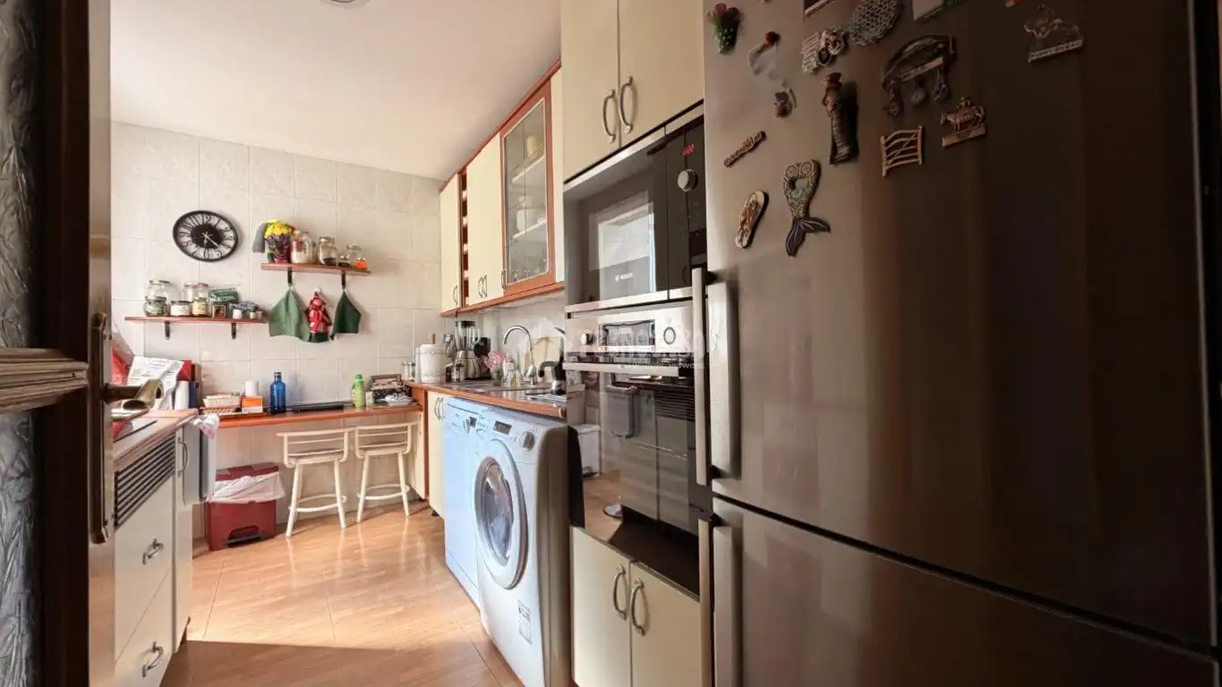 Cocina de Piso en venta en Velilla de San Antonio con Aire acondicionado, Calefacción y Trastero