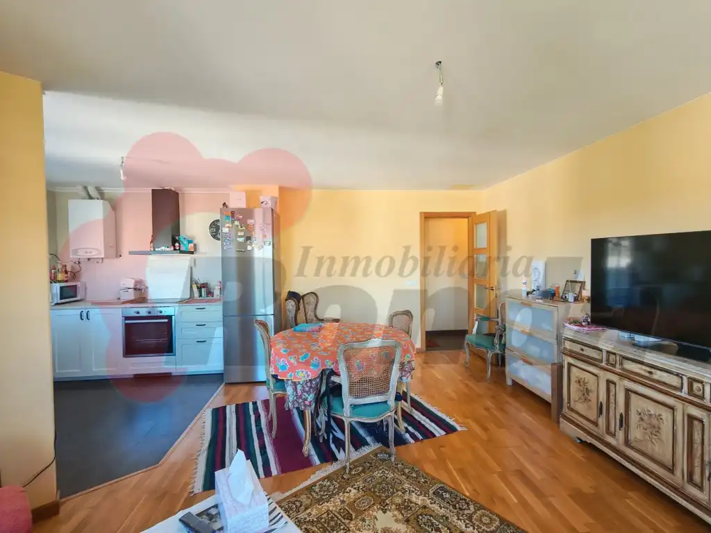 Wohnzimmer von Wohnungen zum Verkauf in Lugo Capital mit Ofen