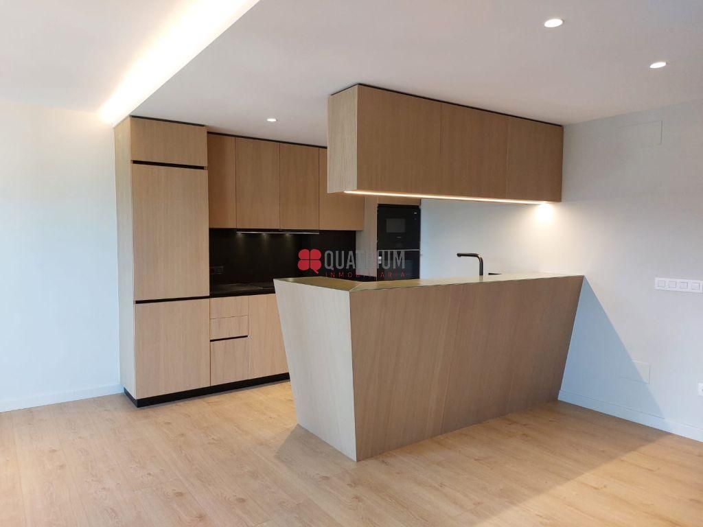 Kitchen of Flat to rent in Santiago de Compostela   with Heating and Balcony