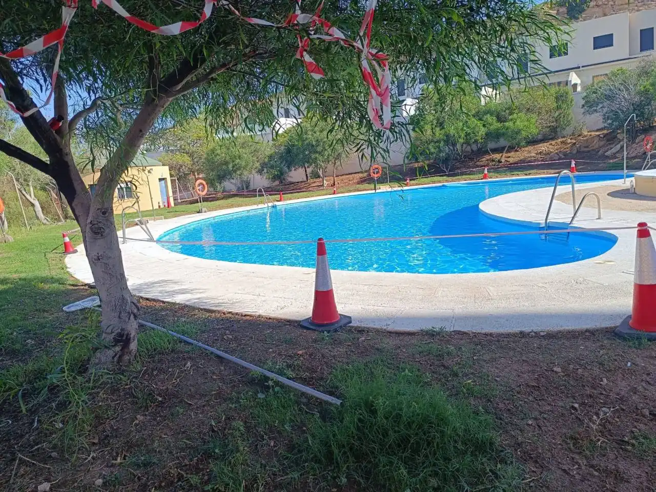 Piscina de Estudio de alquiler en El Ejido con Aire acondicionado y Amueblado