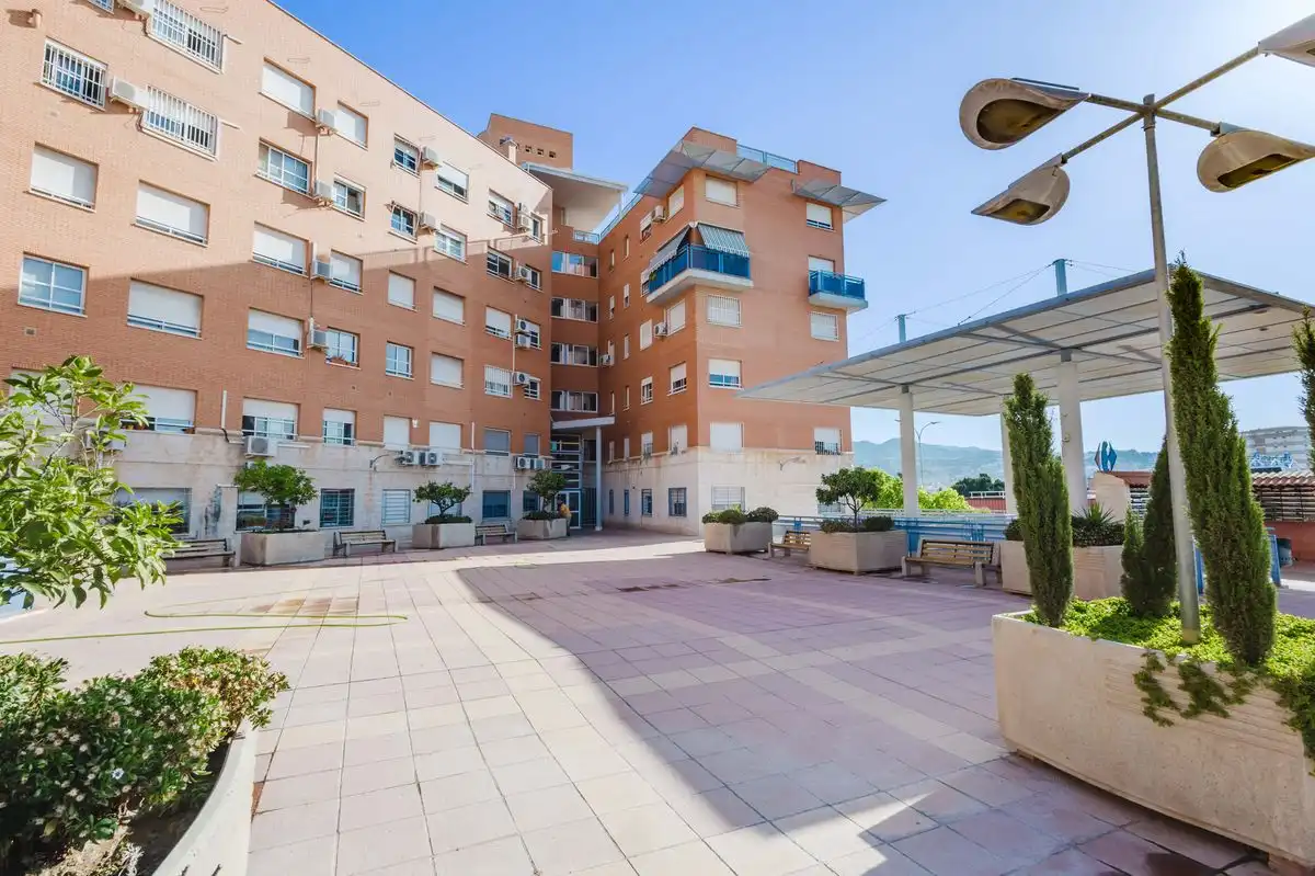 Vista exterior de Pis en venda en Málaga amb Aire condicionat, Calefacció i Piscina