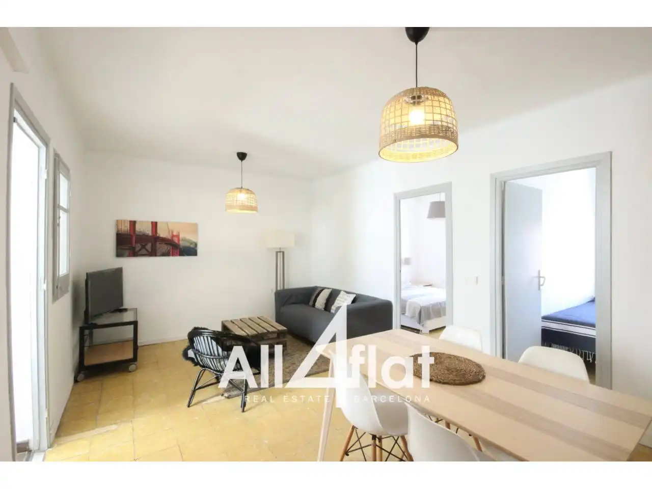 Außenansicht von Wohnung zur Miete in L'Hospitalet de Llobregat mit Klimaanlage, Heizung und Möbliert