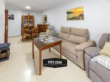 Piso con ascensor en venta en Triana