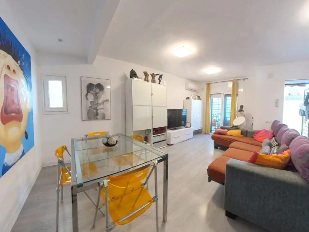 Casa a schiera in vendita a avenida tarragona 178A