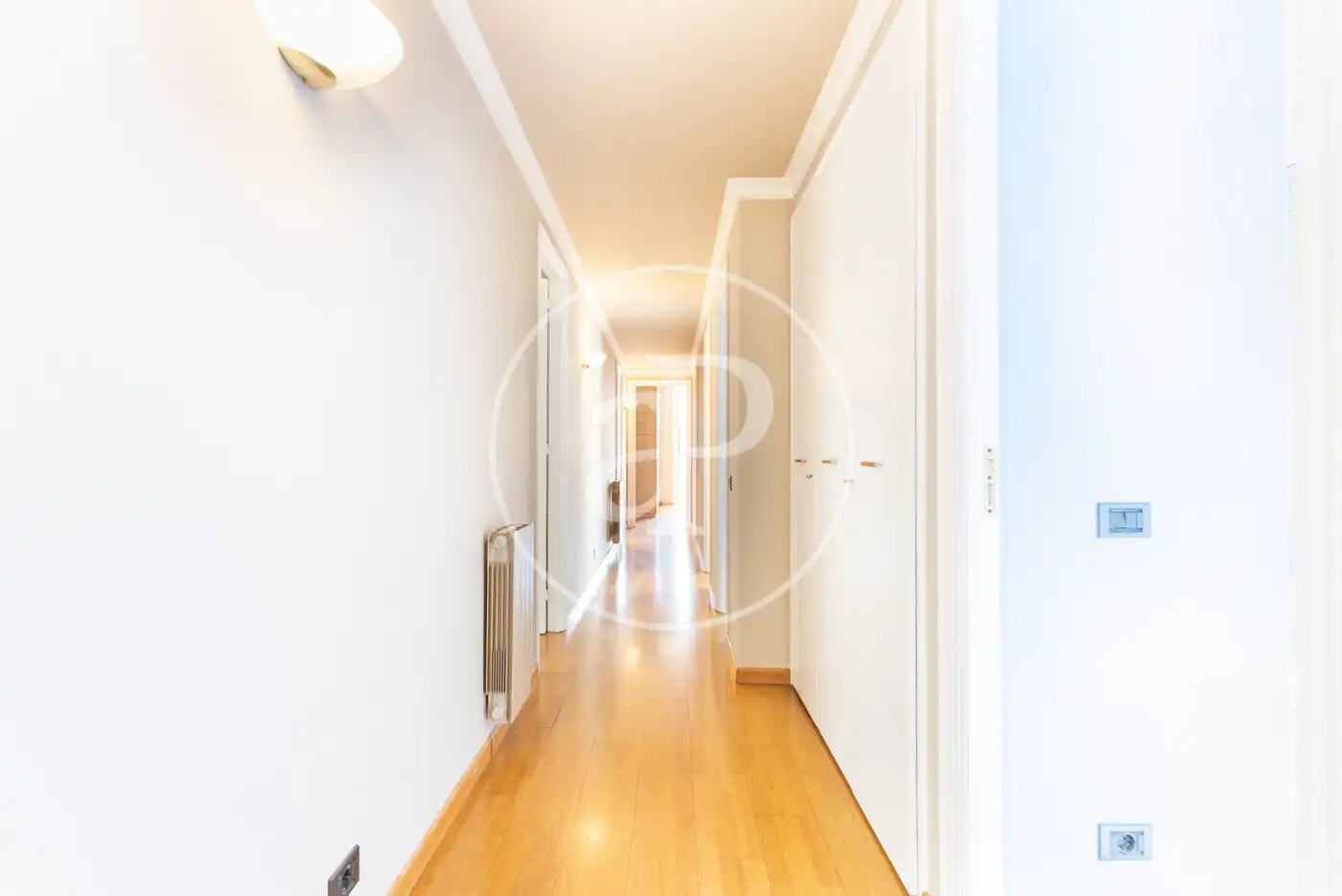 Flat for rent in Barcelona  with Air Conditioner, Heating and Terrace