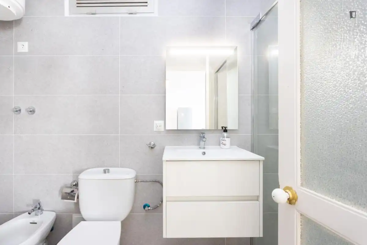 Bany de Apartament de lloguer en Candelaria amb Moblat, Forn i Rentadora