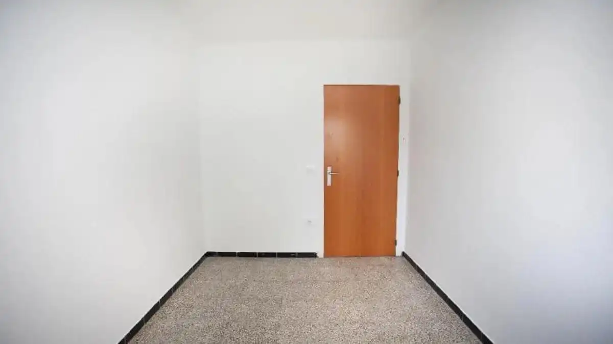 Bedroom of Apartments for sale in Salt  with Balcony