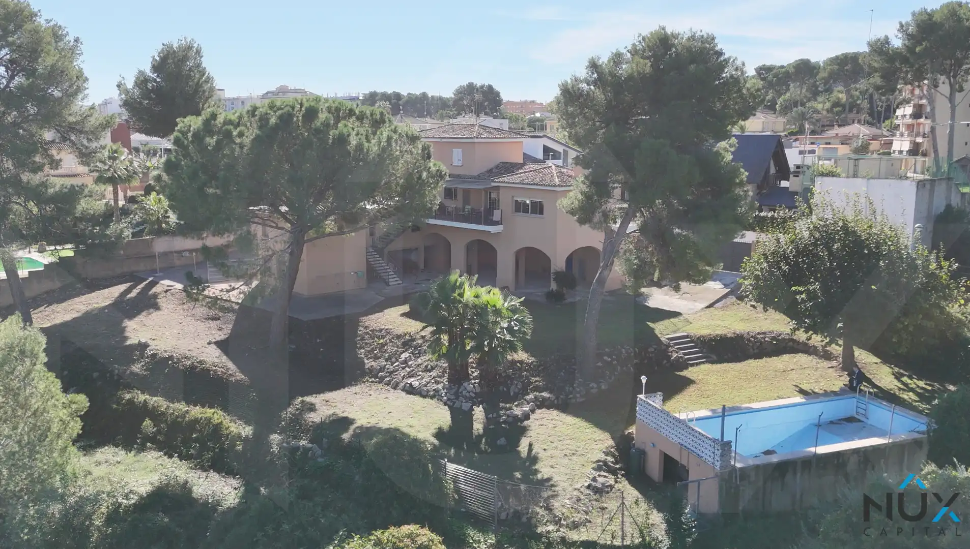 Vista exterior de Casa o xalet en venda en Riba-roja de Túria amb Aire condicionat, Calefacció i Jardí privat