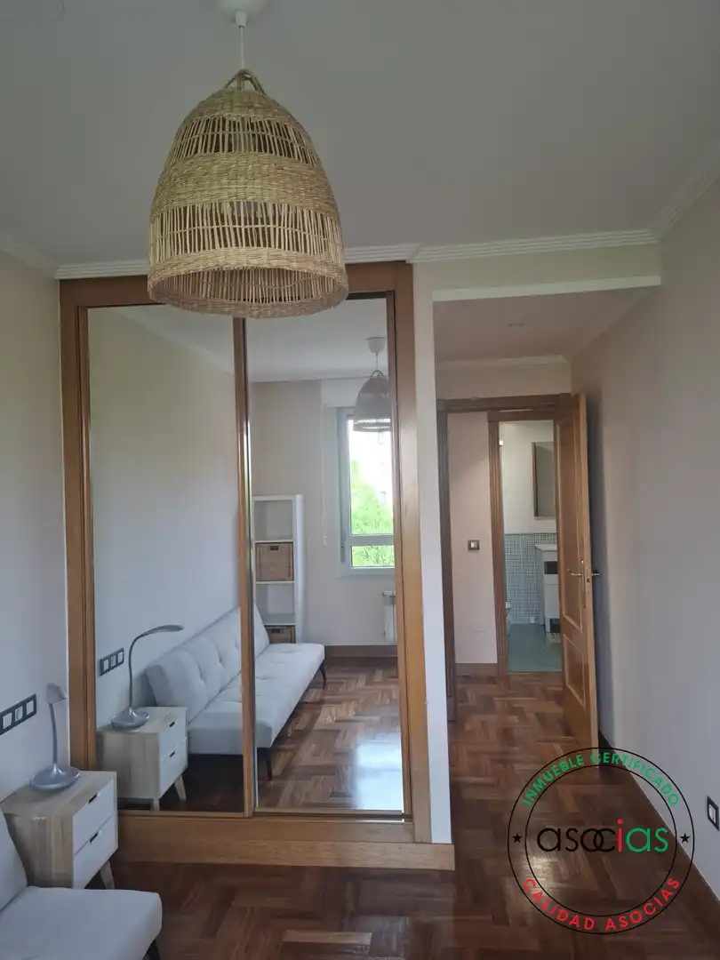 Piso en venta en Gijón  con Calefacción y Trastero