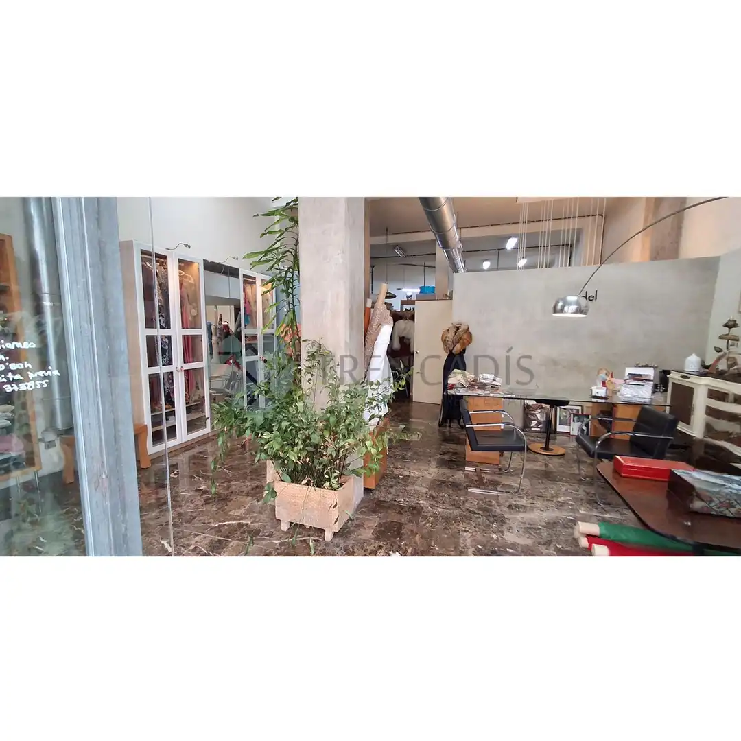 Commercial properties for sale in L'Eixample