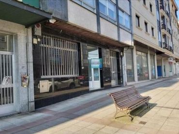 Local comercial en venda a O Feal - Xubia