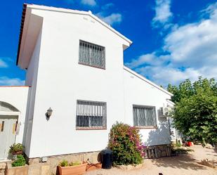 Vista exterior de Casa o xalet en venda en Mont-roig del Camp amb Aire condicionat i Terrassa